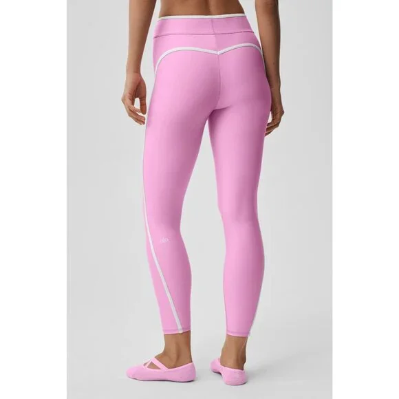 ALO Yoga Airlift High Waist Charger 7/8 Leggings in Candy Heart